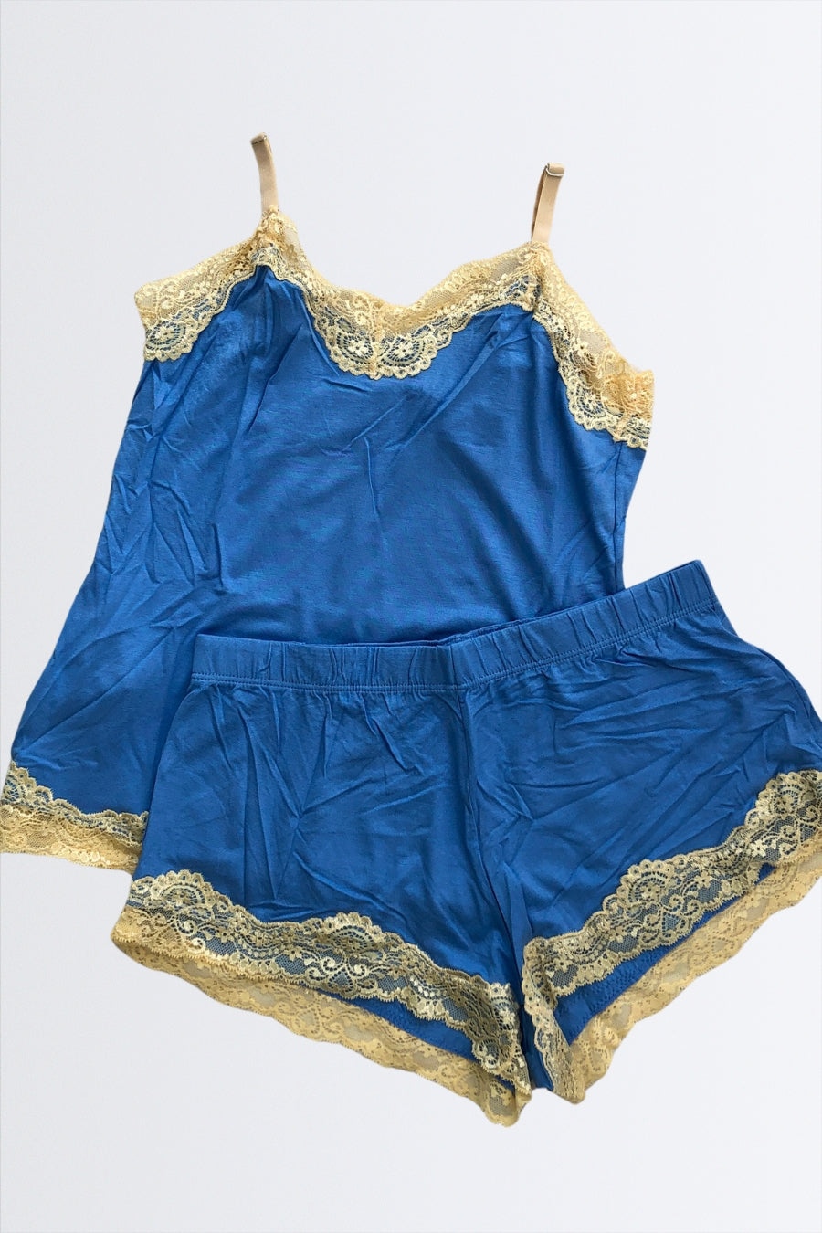 03197 - Short Doll