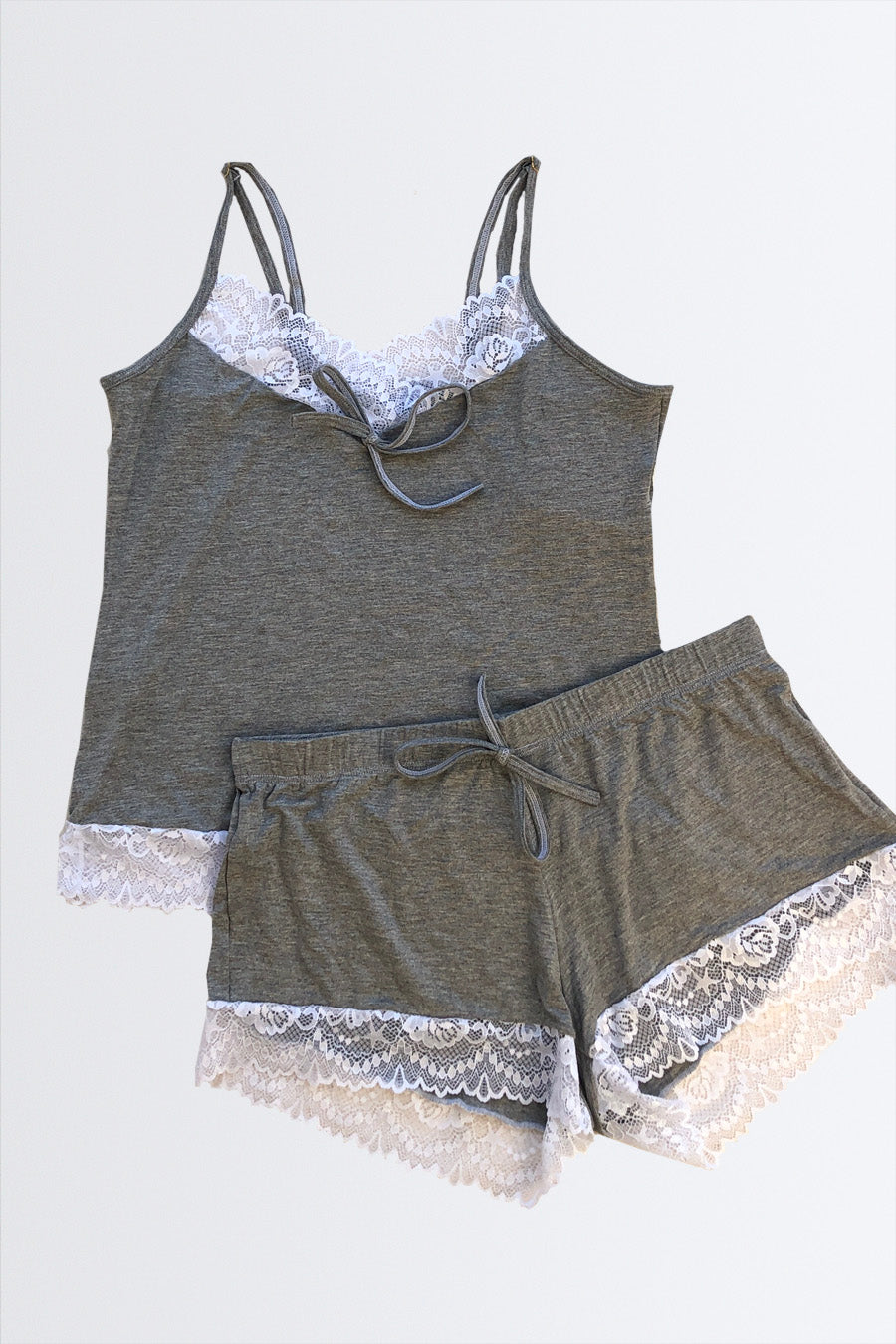 03330 - Short Doll com Renda no Decote e Barra