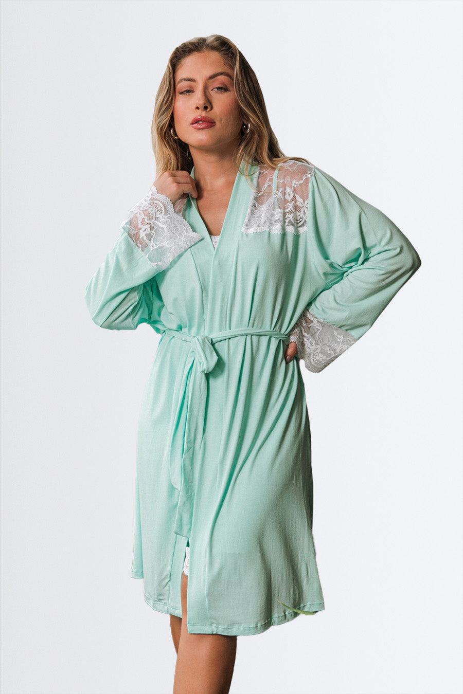 04258 - Robe de Viscolycra com Recortes de Renda