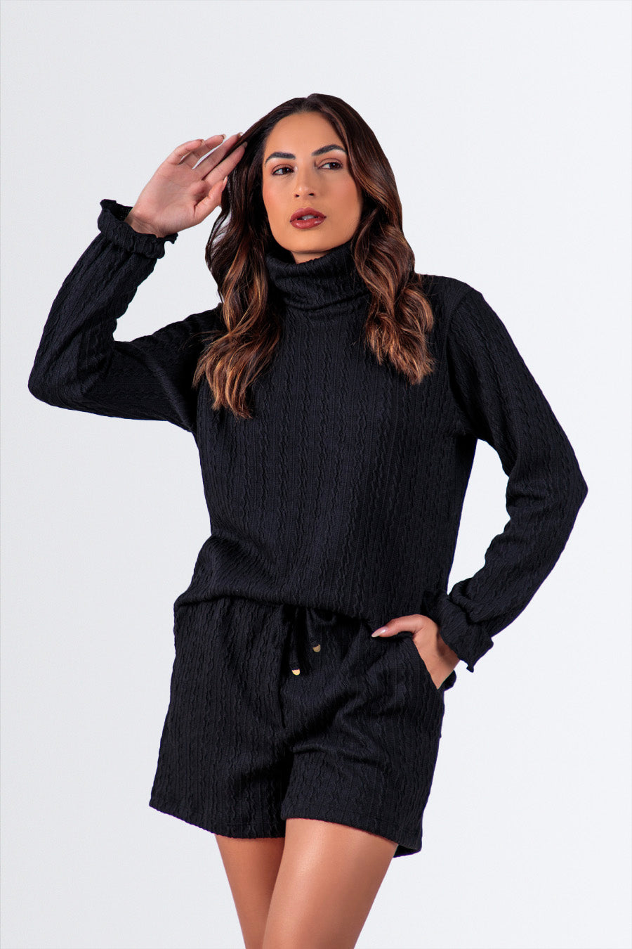 04284 - Conjunto Confy Short e Blusa Gola Godê em Malha Tricot