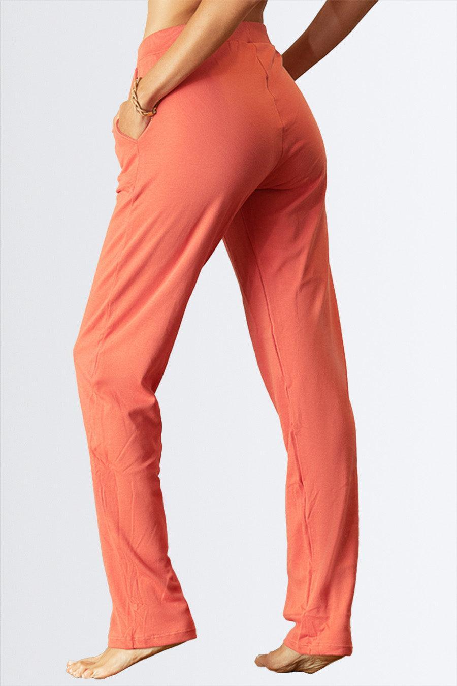 Calça Reta com Bolso e Cós - Nuance