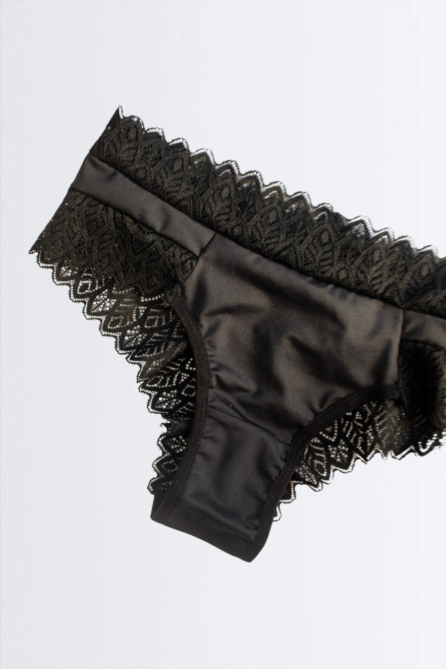 Calcinha Biquíni de Renda e Microfibra - Nuance