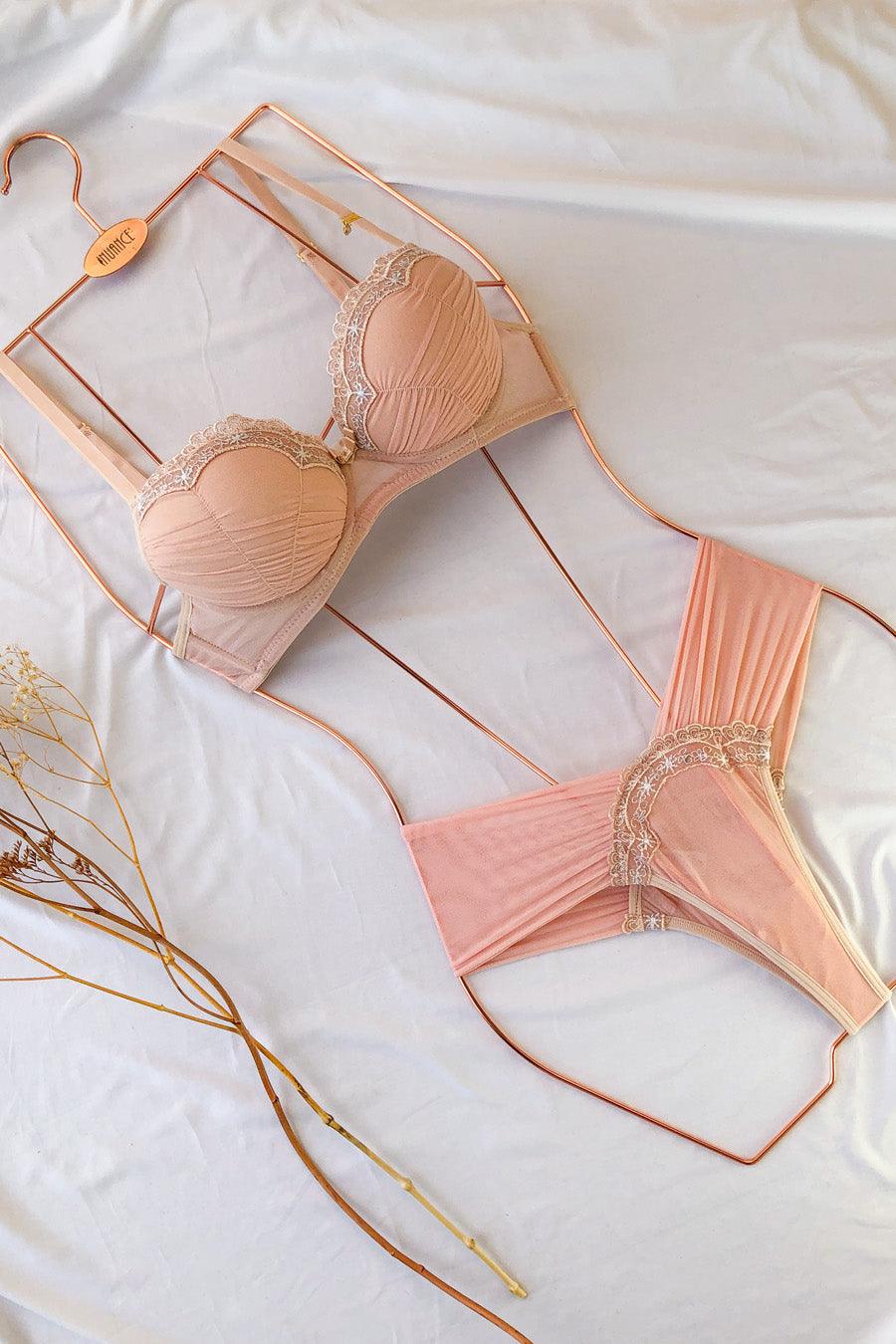 Soutien com Base e Detalhe no Bojo de Tule Bordado + Calcinha Fio Duplo - Nuance
