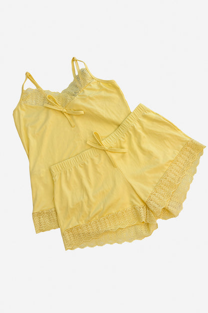 03330 - Short Doll com Renda no Decote e Barra