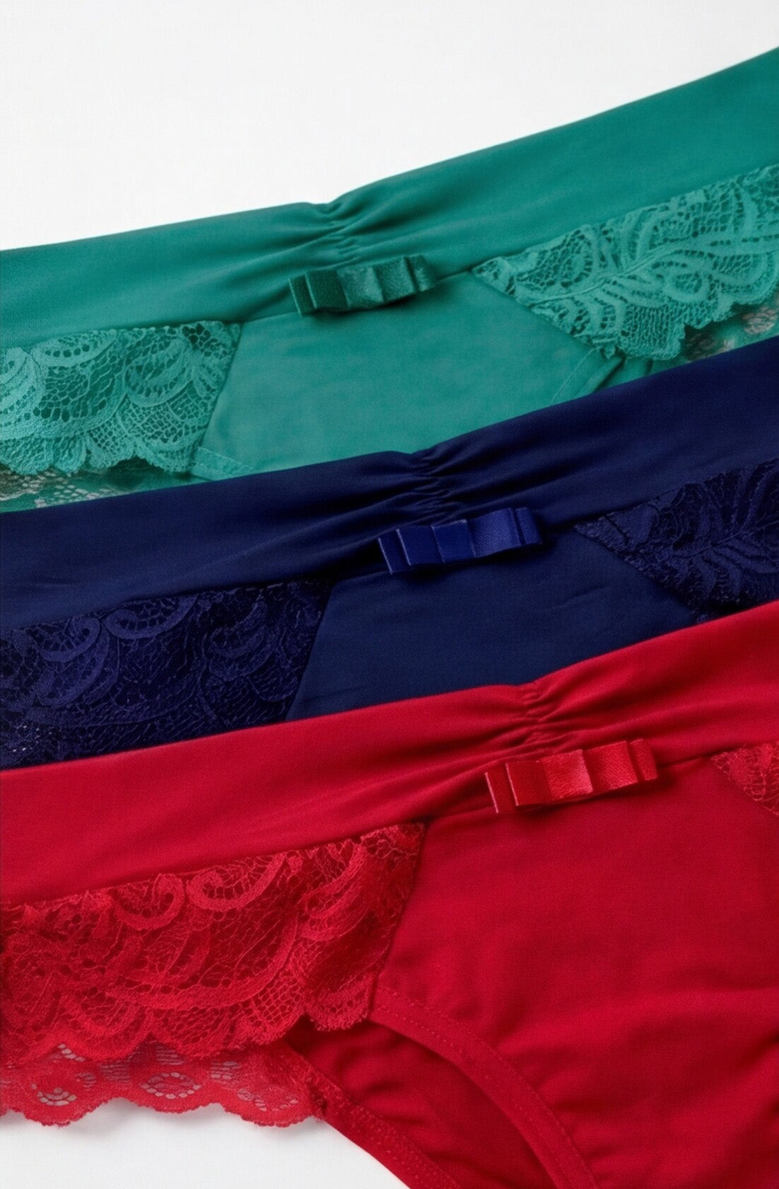 03423 - Kit 3 - Calcinha Biquíni com Detalhe de Renda