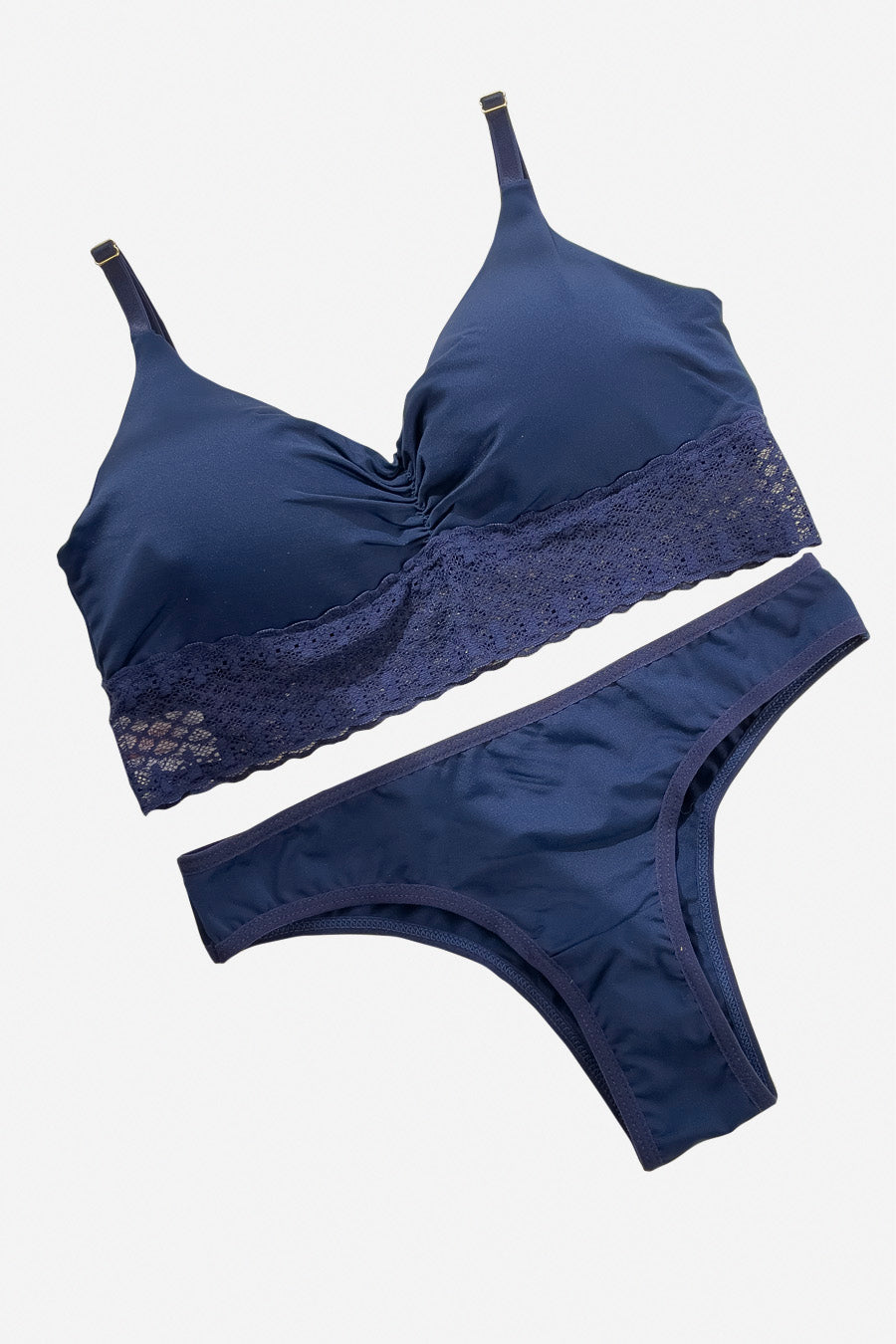 03437 - Sutiã com Bojo Removível e Calcinha Biquíni