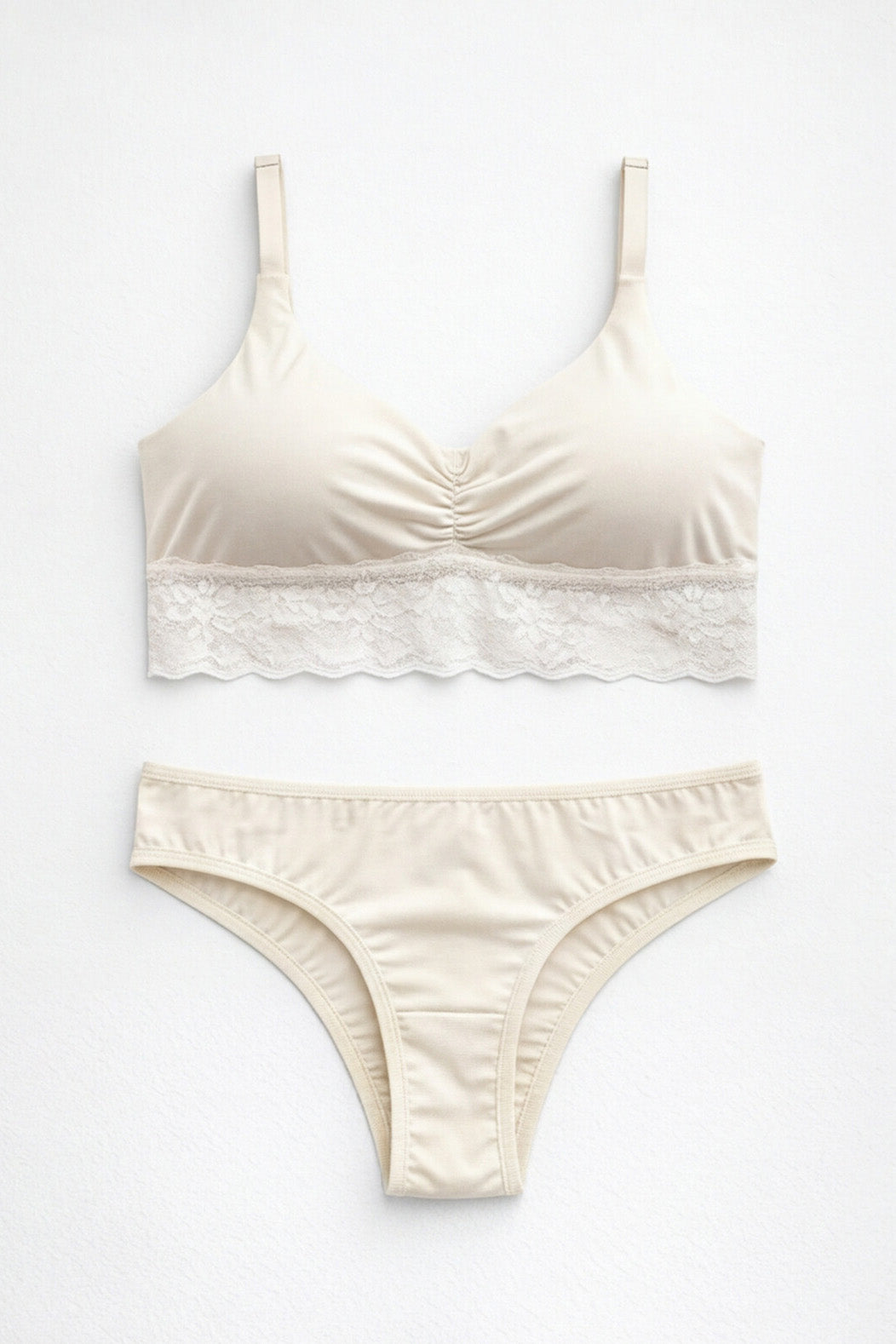 03437 - Conjunto Sutiã com Bojo Removível e Calcinha Biquíni