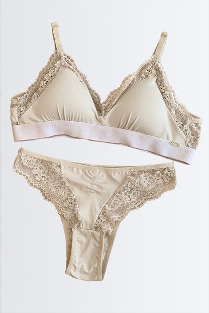 03482 - Sutiã Top com Renda e Microfibra + Calcinha Biquíni