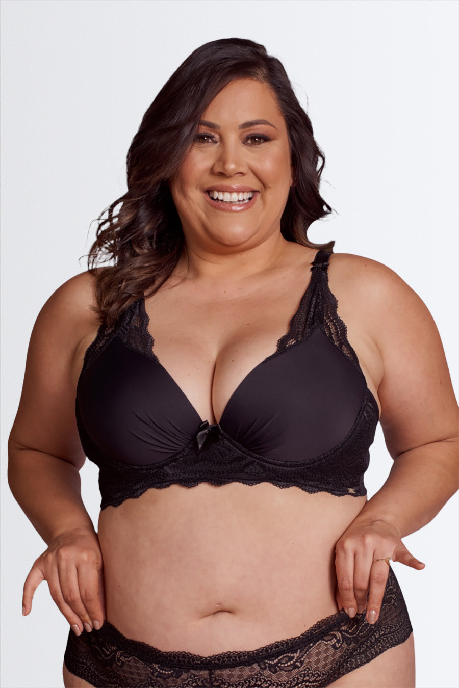 03491 - Soutien Plus Size com base de Espuma e Renda