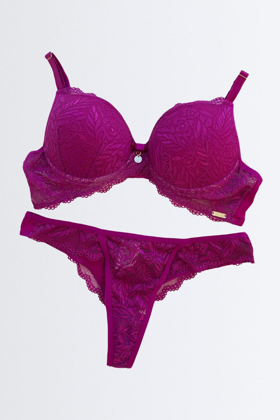 03686 - Conjunto com Base Inteira e Calcinha Fio em Renda