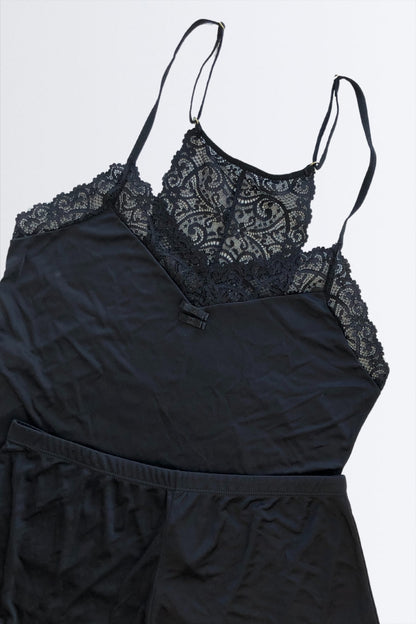 03703 - Short Doll