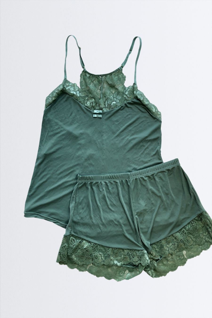 03703 - Short Doll