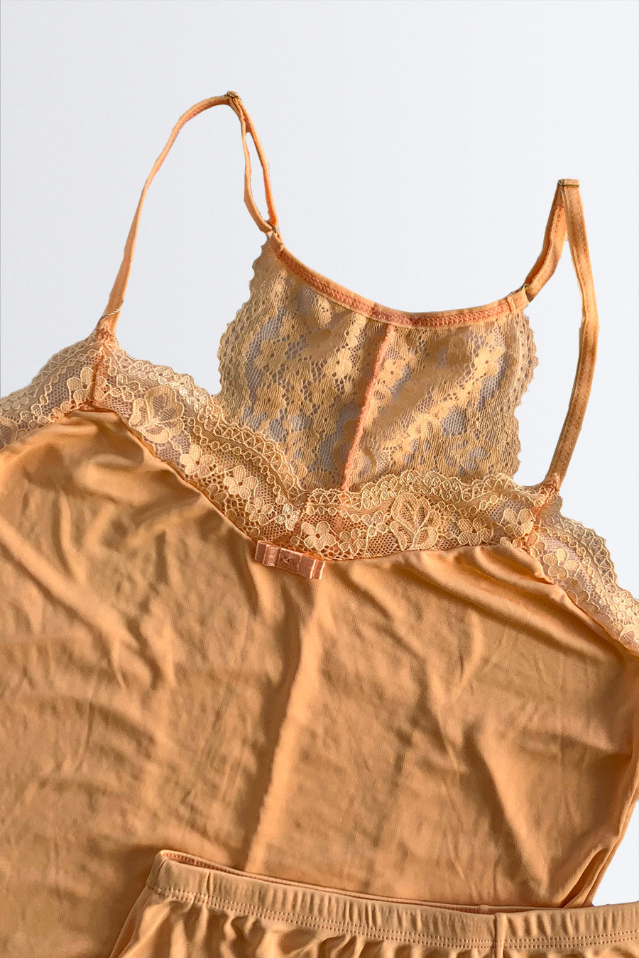 03703 - Short Doll