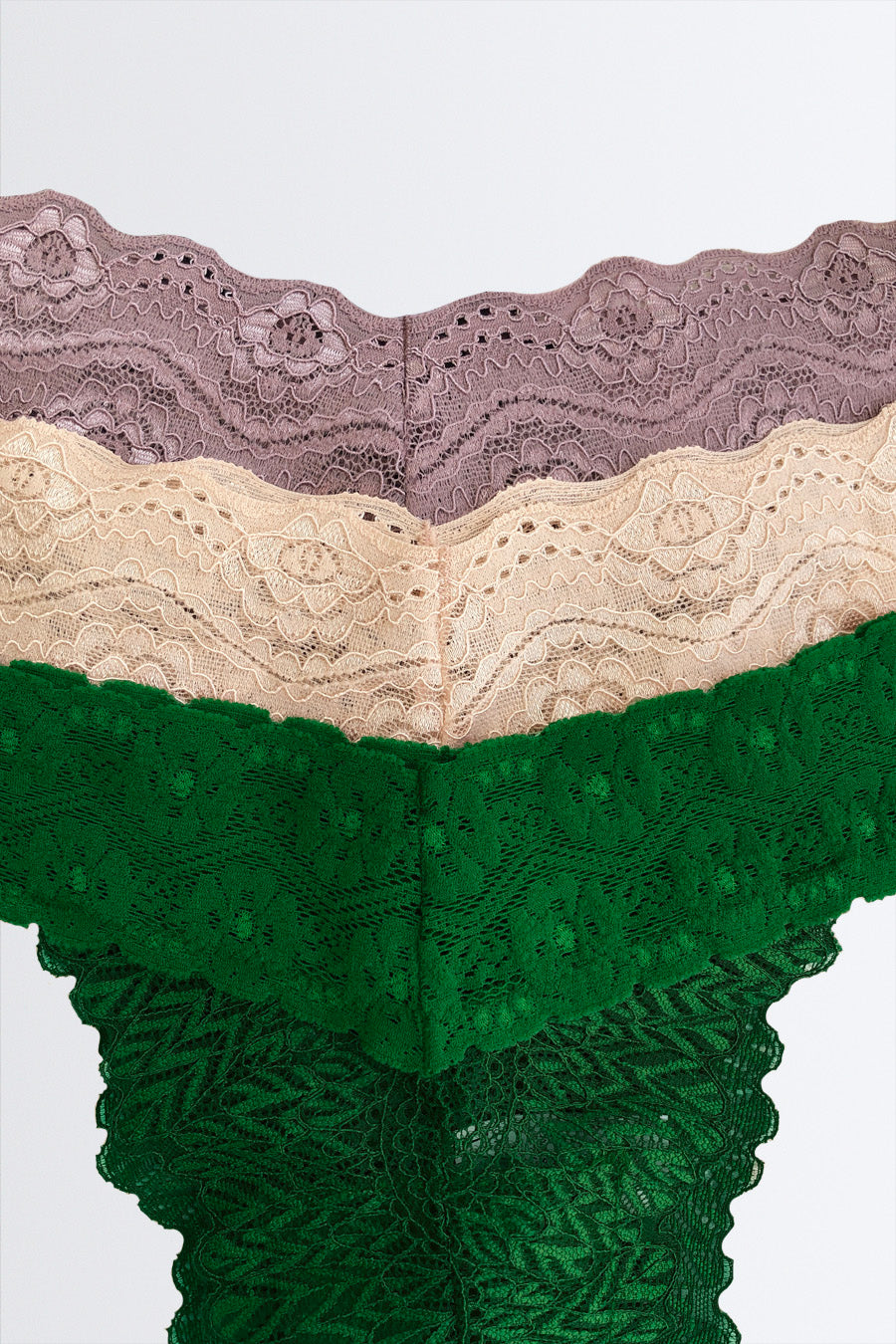 03855 - Kit 3 Calcinha de Renda com Renda Estreita no Cós