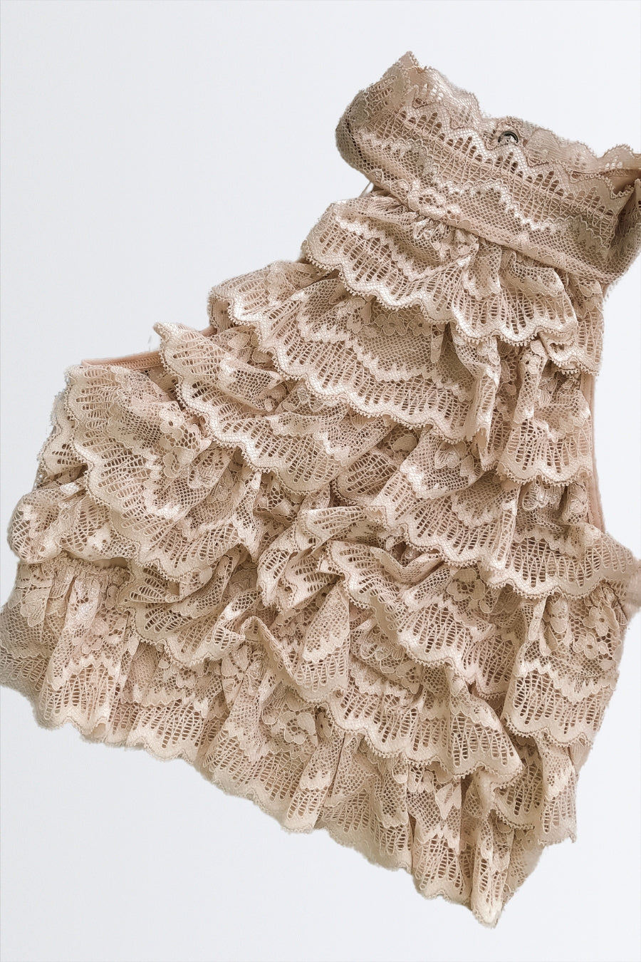 03877 - Cropped de Babados em Renda com Transparência Delicada