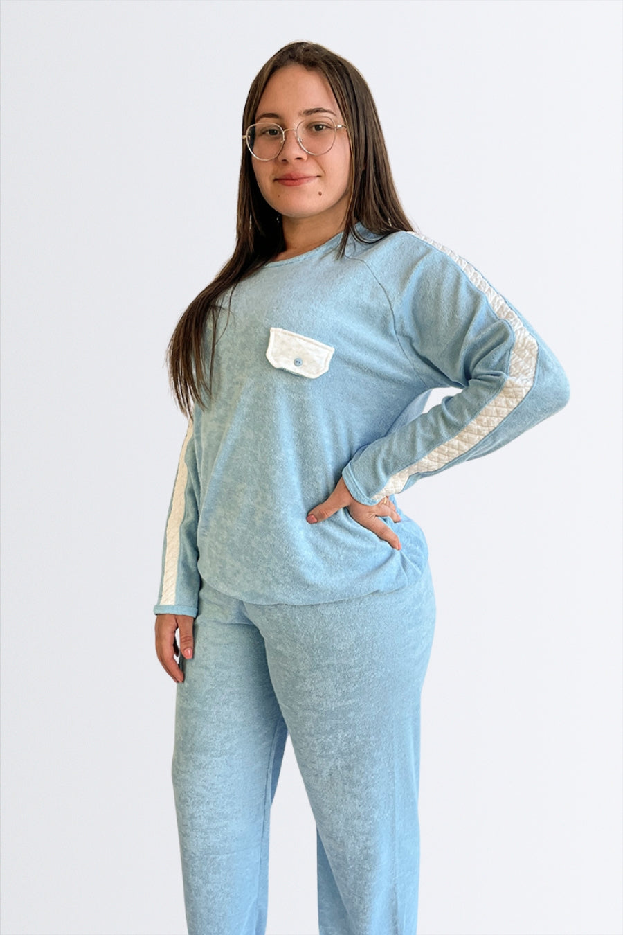 04049 - Pijama Longo Feminino de Plush com Detalhe em Bolso de Matelassê - Nuance