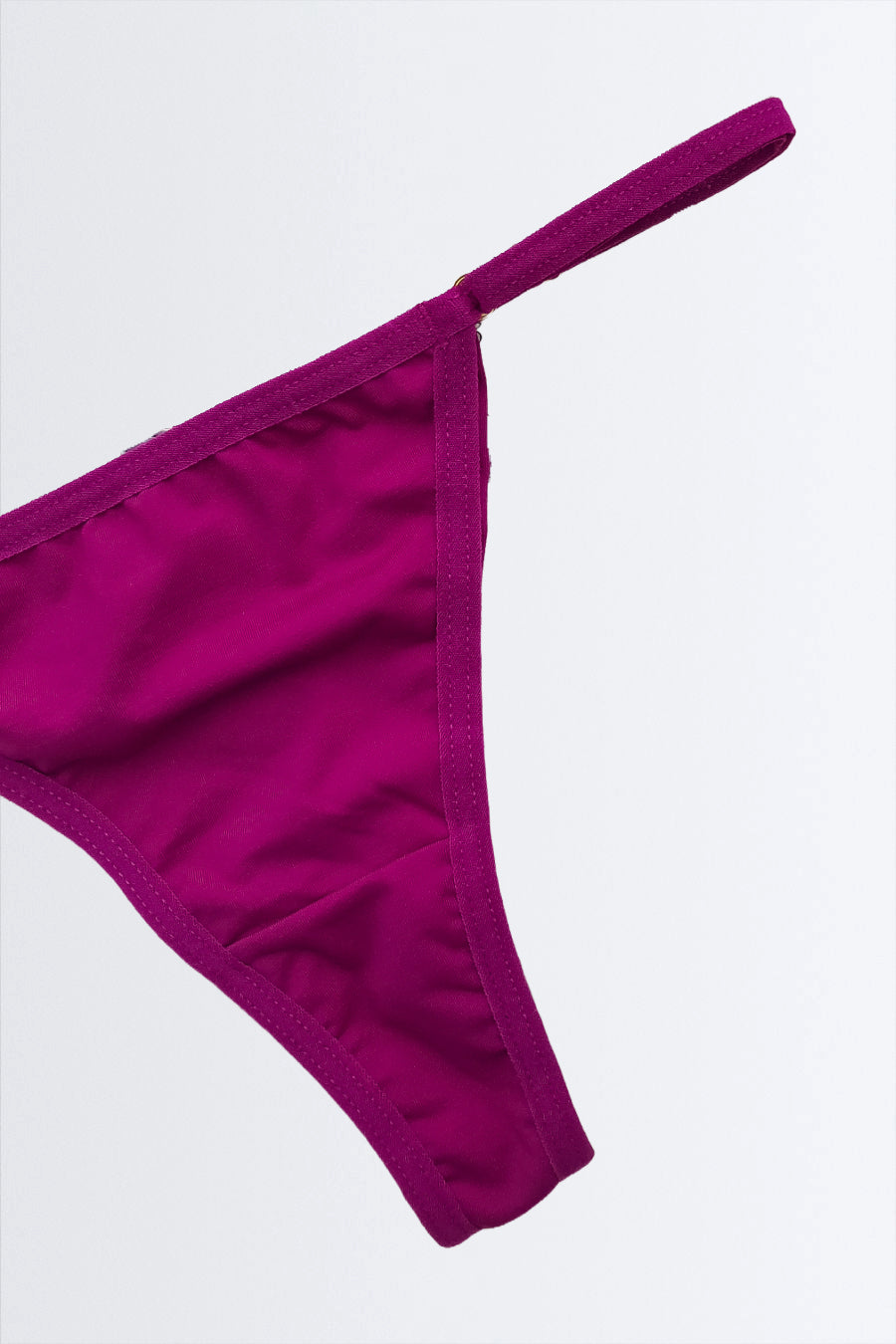 04105 - Calcinha String de Microfibra e Fio Duplo