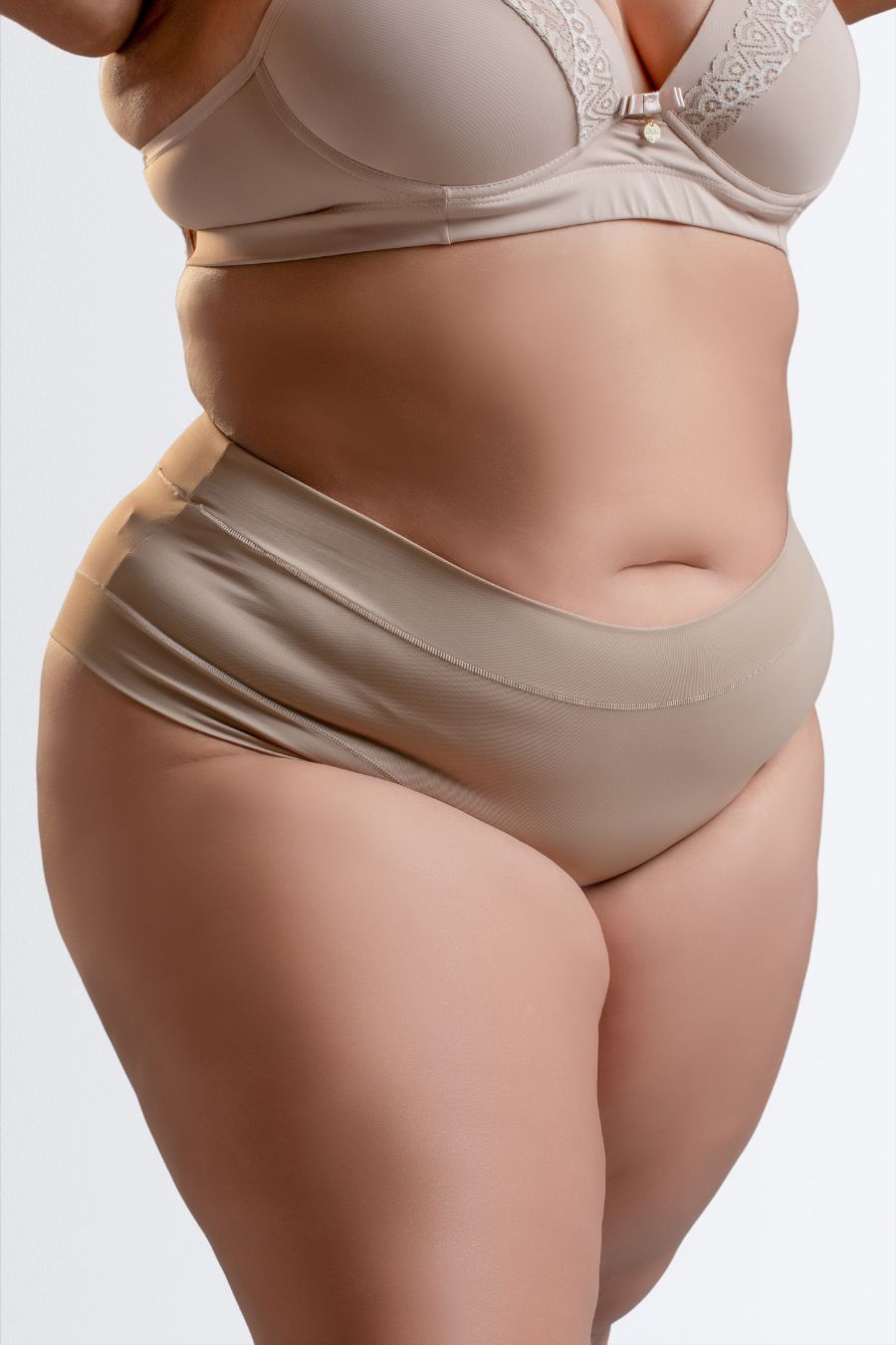 04106 - Calcinha Ponto Aberto Plus Size sem Elástico em Microfibra