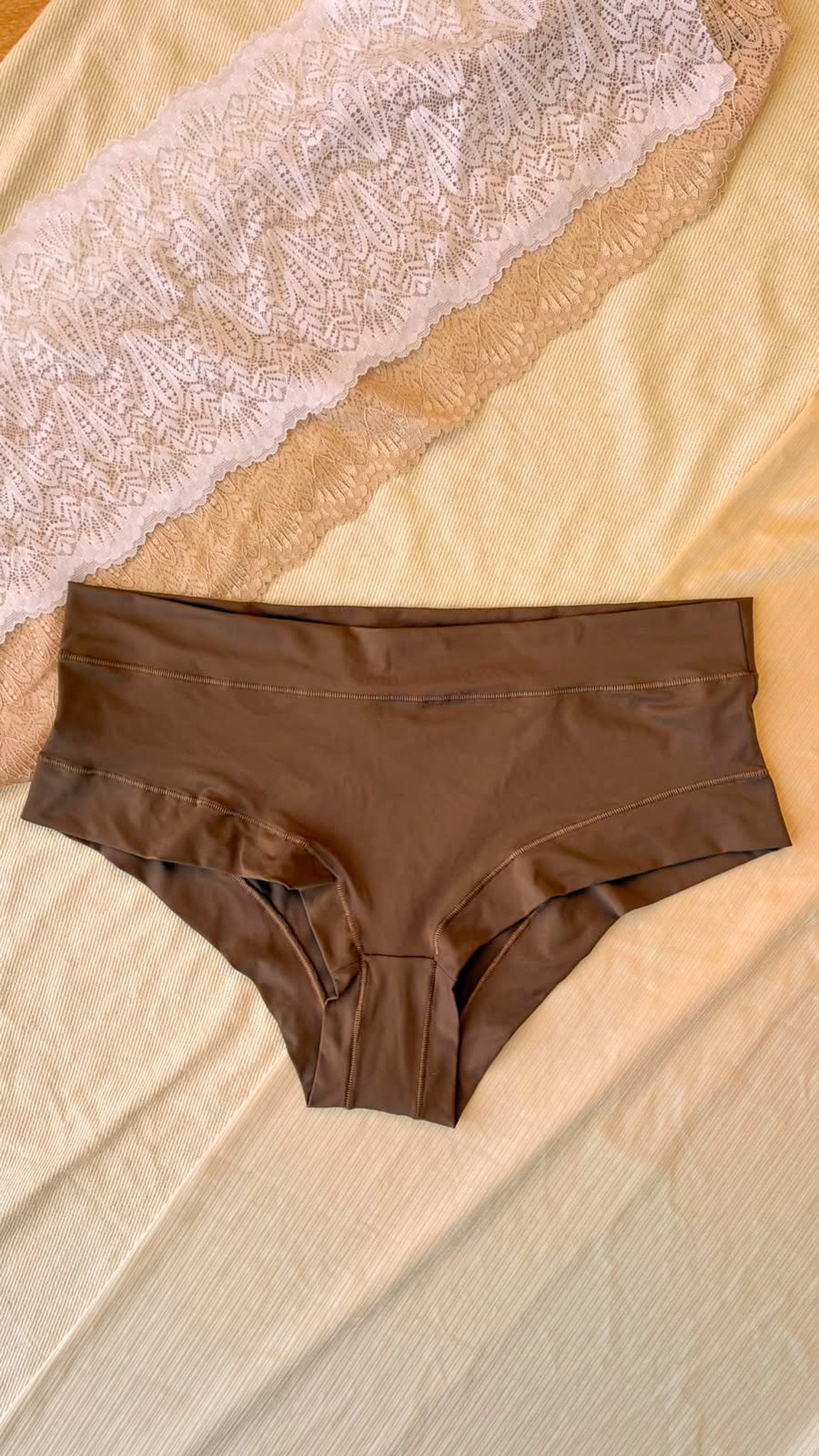 04106 - Calcinha Ponto Aberto Plus Size sem Elástico em Microfibra