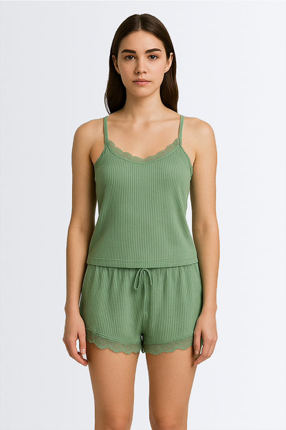 04201 - Short Doll Canelado com Detalhes em Renda
