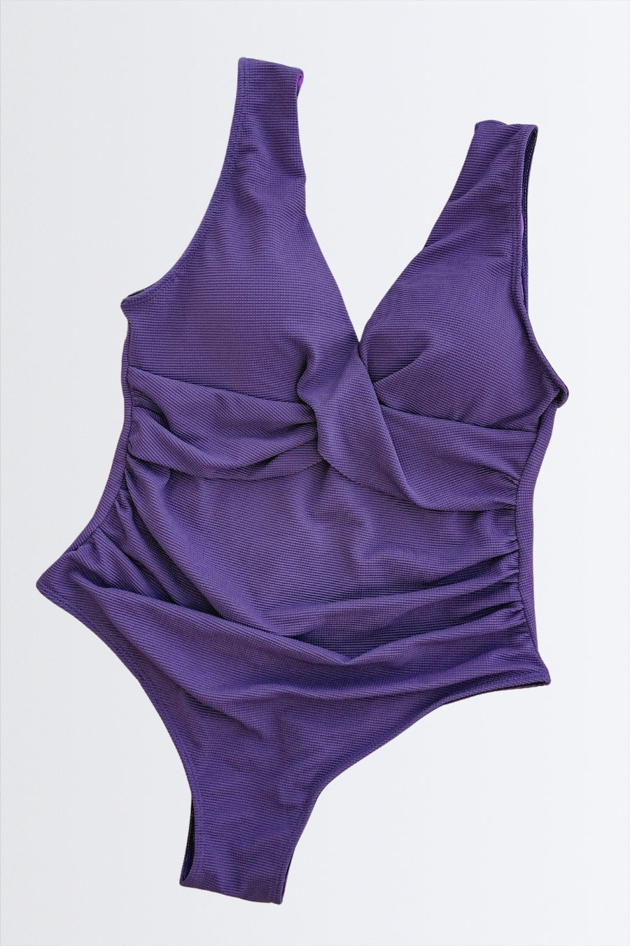 04232 - BW Maiô Decotado com Transpassado no Bojo