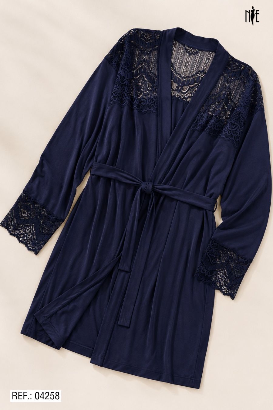 04258 - Robe de Viscolycra com Recortes de Renda