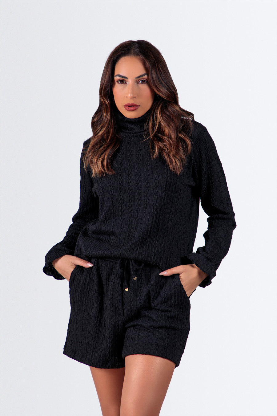 04284 - Conjunto Confy Short e Blusa Gola Godê em Malha Tricot