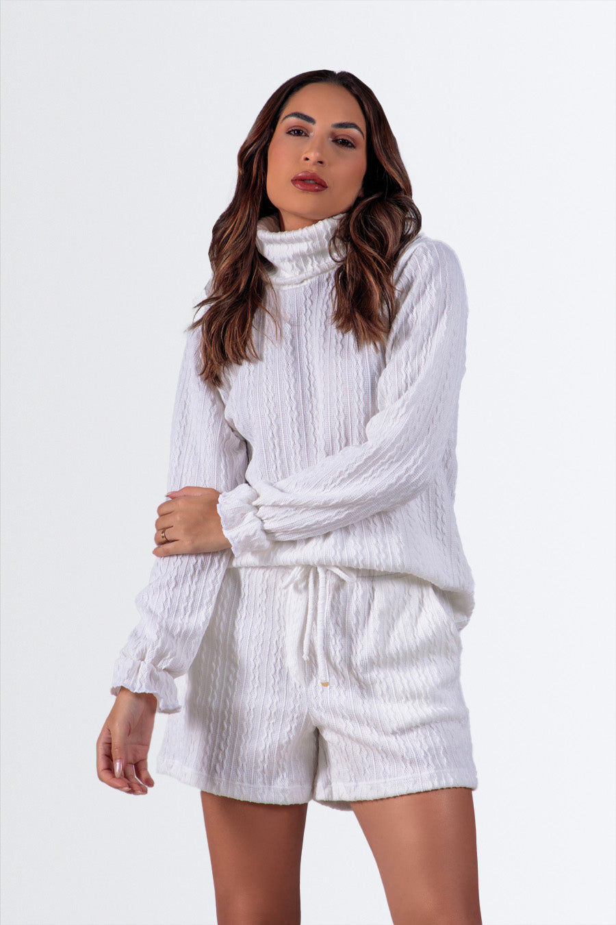 04284 - Conjunto Confy Short e Blusa Gola Godê em Malha Tricot