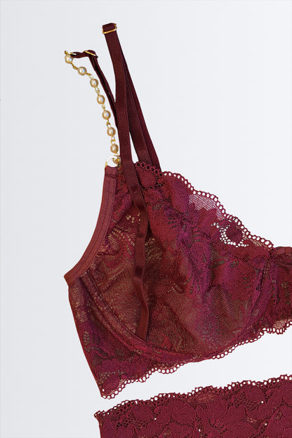 04289 - Conjunto Sexy sem Bojo e Aro Todo em Renda com Calcinha Alta