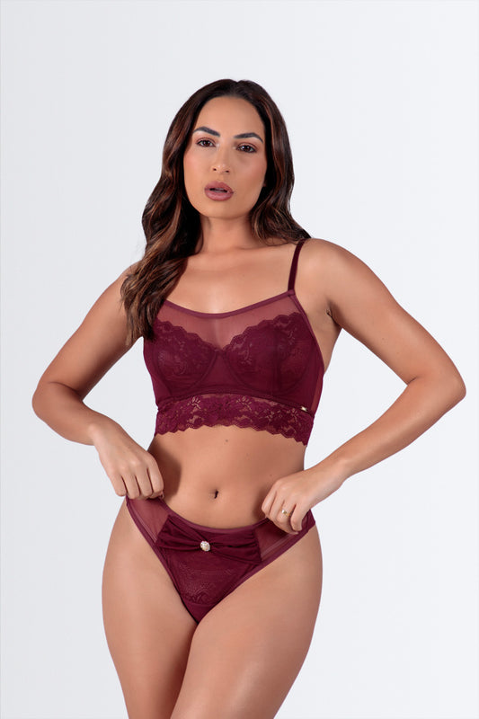 04302 - Conjunto com Sutiã em Renda com Sobreposição de Tule e Calcinha tipo Biquíni em Fio Duplo