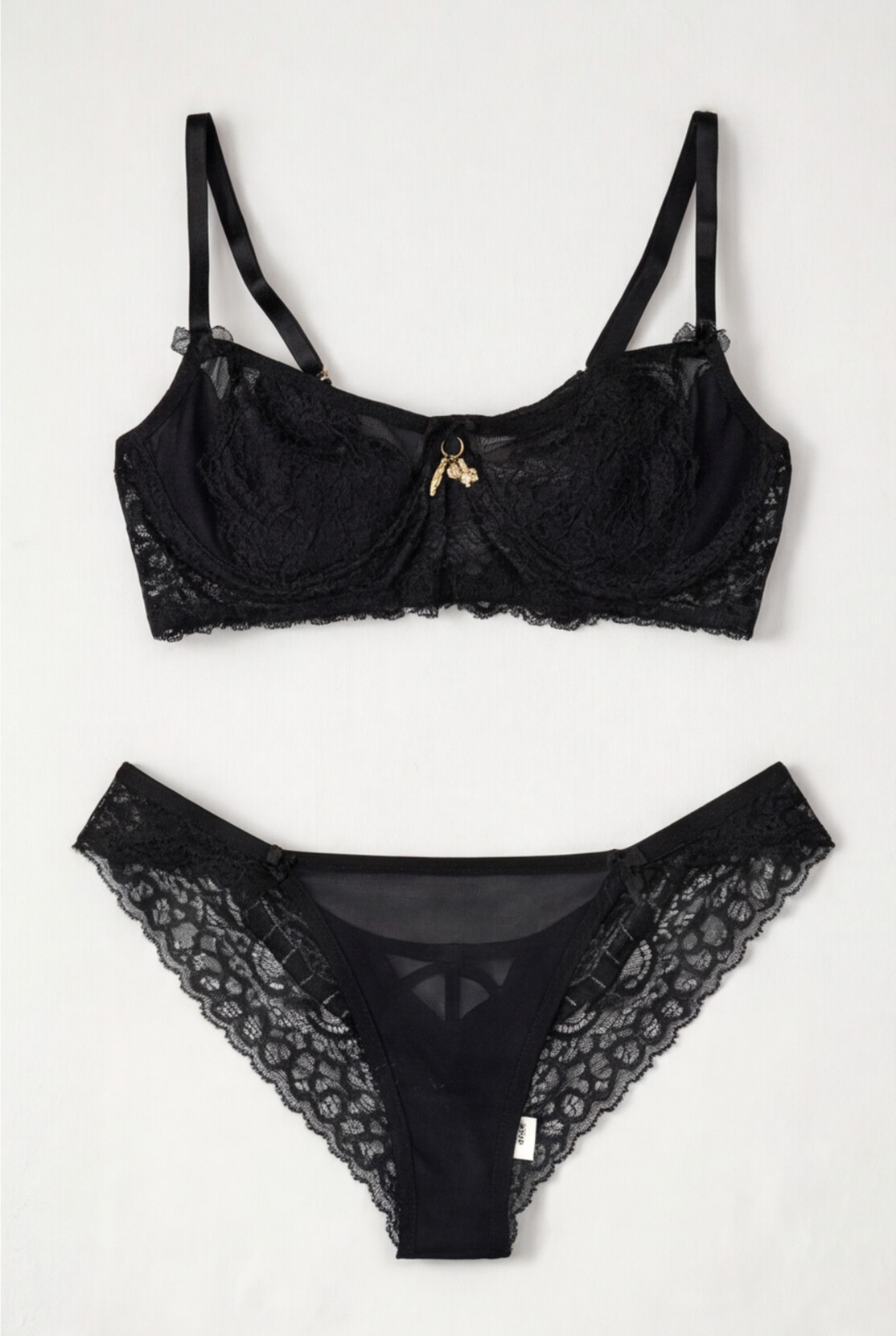 04326 - Conjunto Serena em Tule e Renda com Sutiã Meia Taça e Detalhes em Rolotê