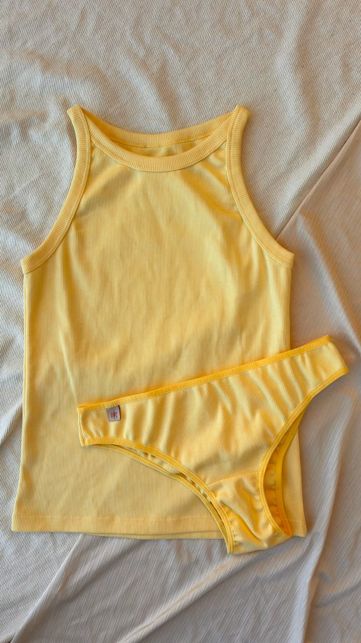 04331 – Regata Sândalo Outwear em Malha Canelada