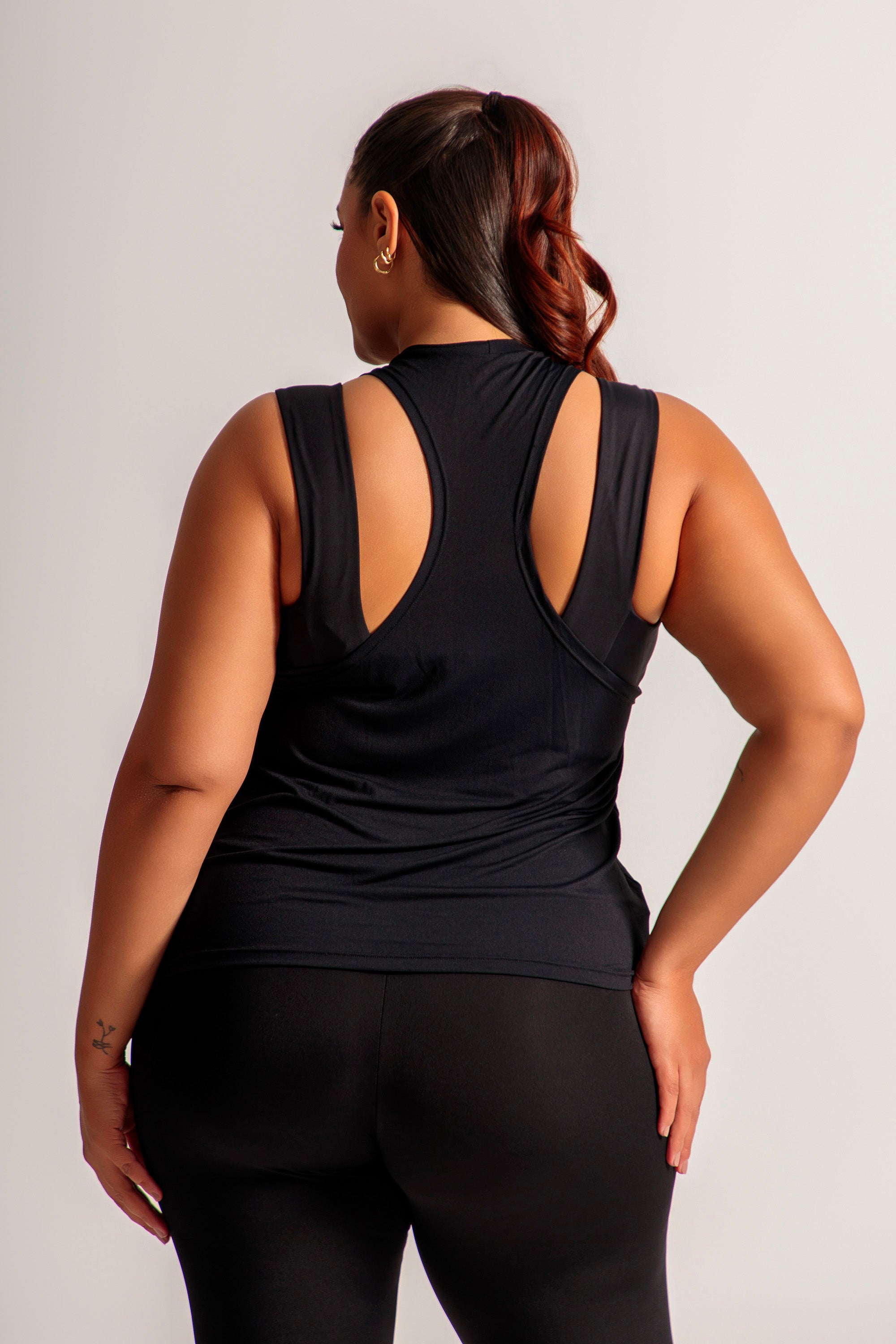 04355 – Regata Fitness Savana em Crepe de Poliamida com Modelagem Nadador