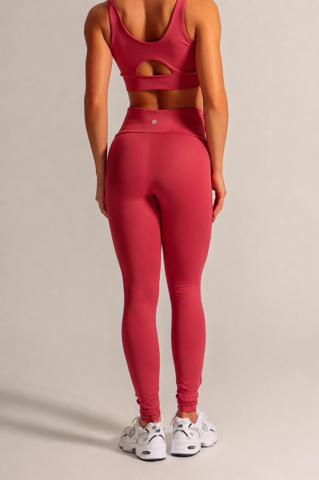 04356 – Calça Legging Lotus em Microfibra de Poliamida com Bolsos no Cós