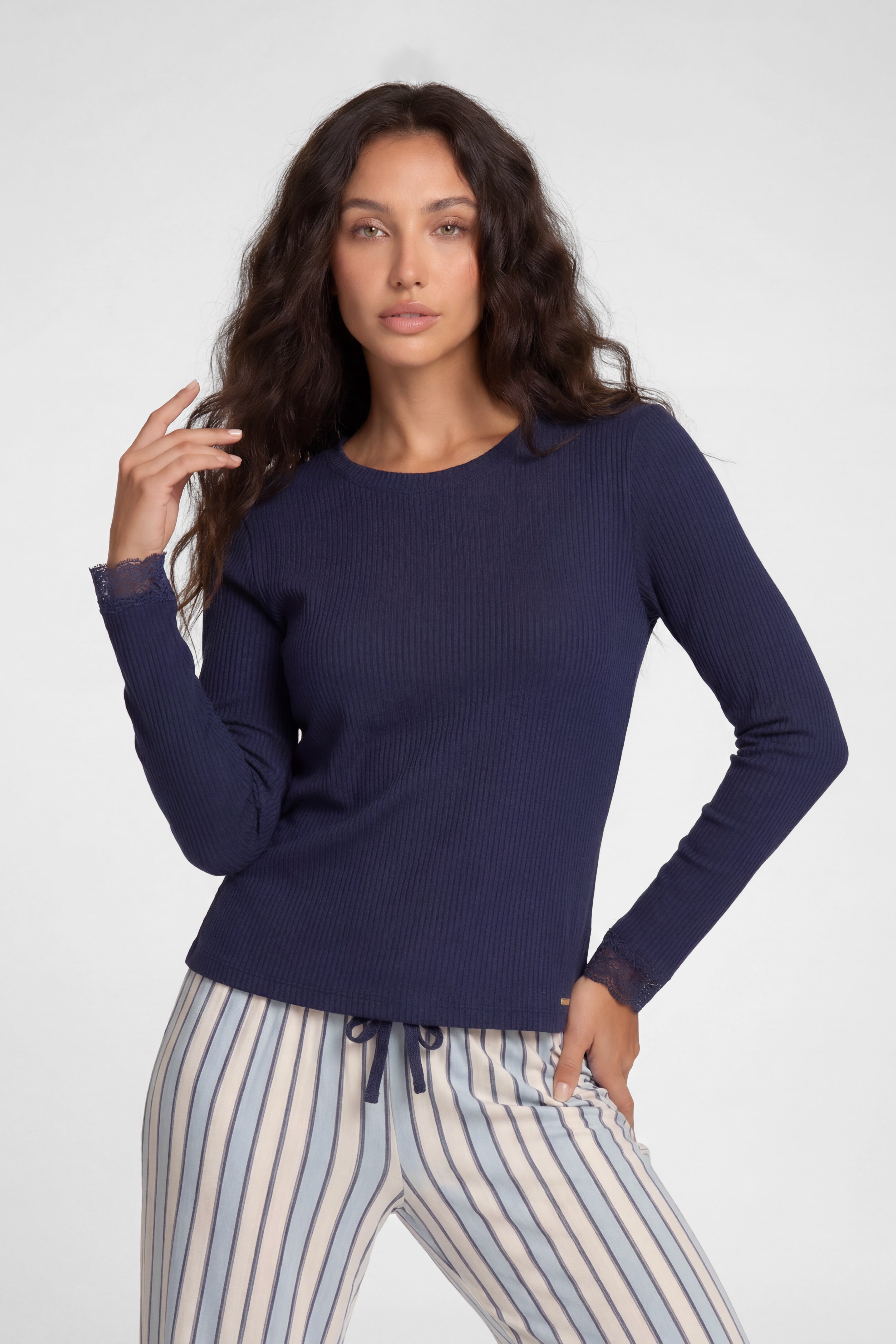 04386 – Pijama Afeto em Malha Canelada com Renda