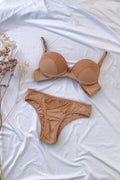 Conjunto com Base Inteira e Calcinha Biquíni - Nuance