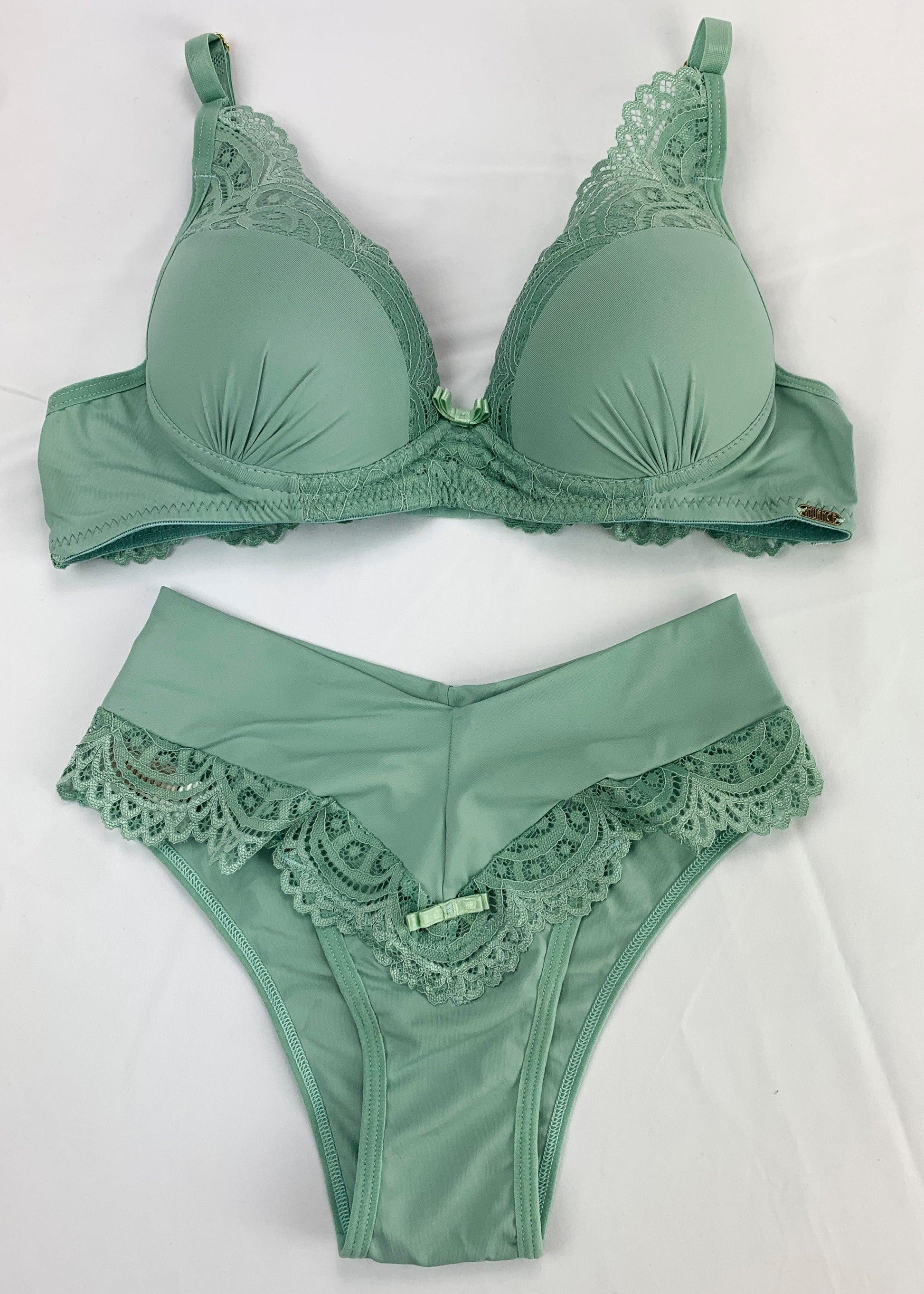 Conjunto Soutien com Renda e Calcinha Biquíni - Nuance