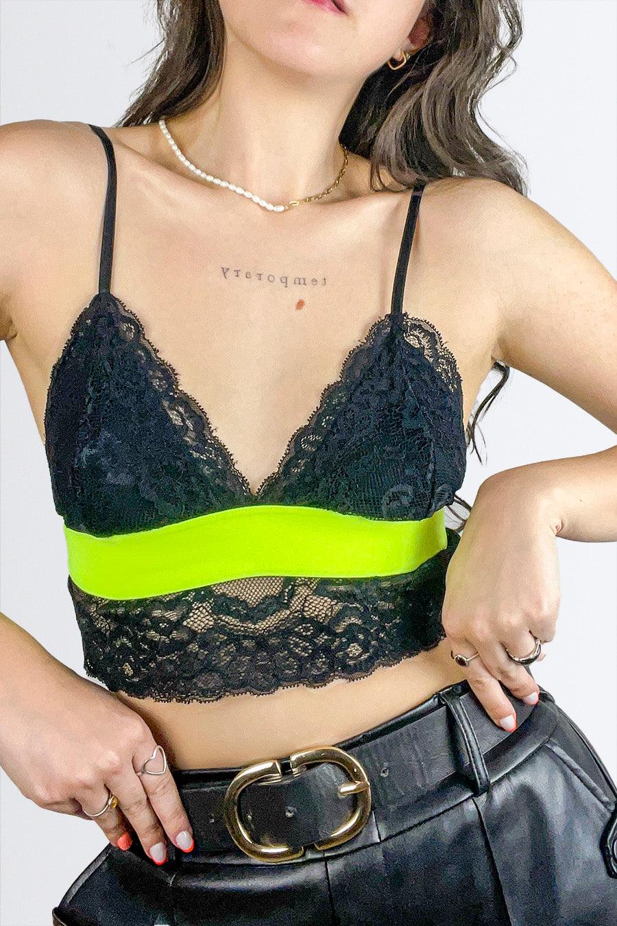 Conjunto Sutiã Sem Bojo de Renda com Elástico na Base + Calcinha Fio de Renda - Nuance