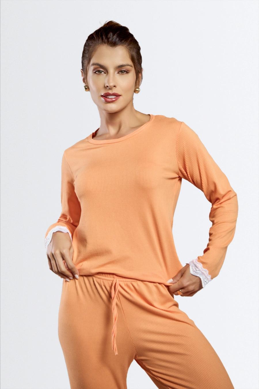 Pijama Canelado com Detalhes de Renda - Nuance