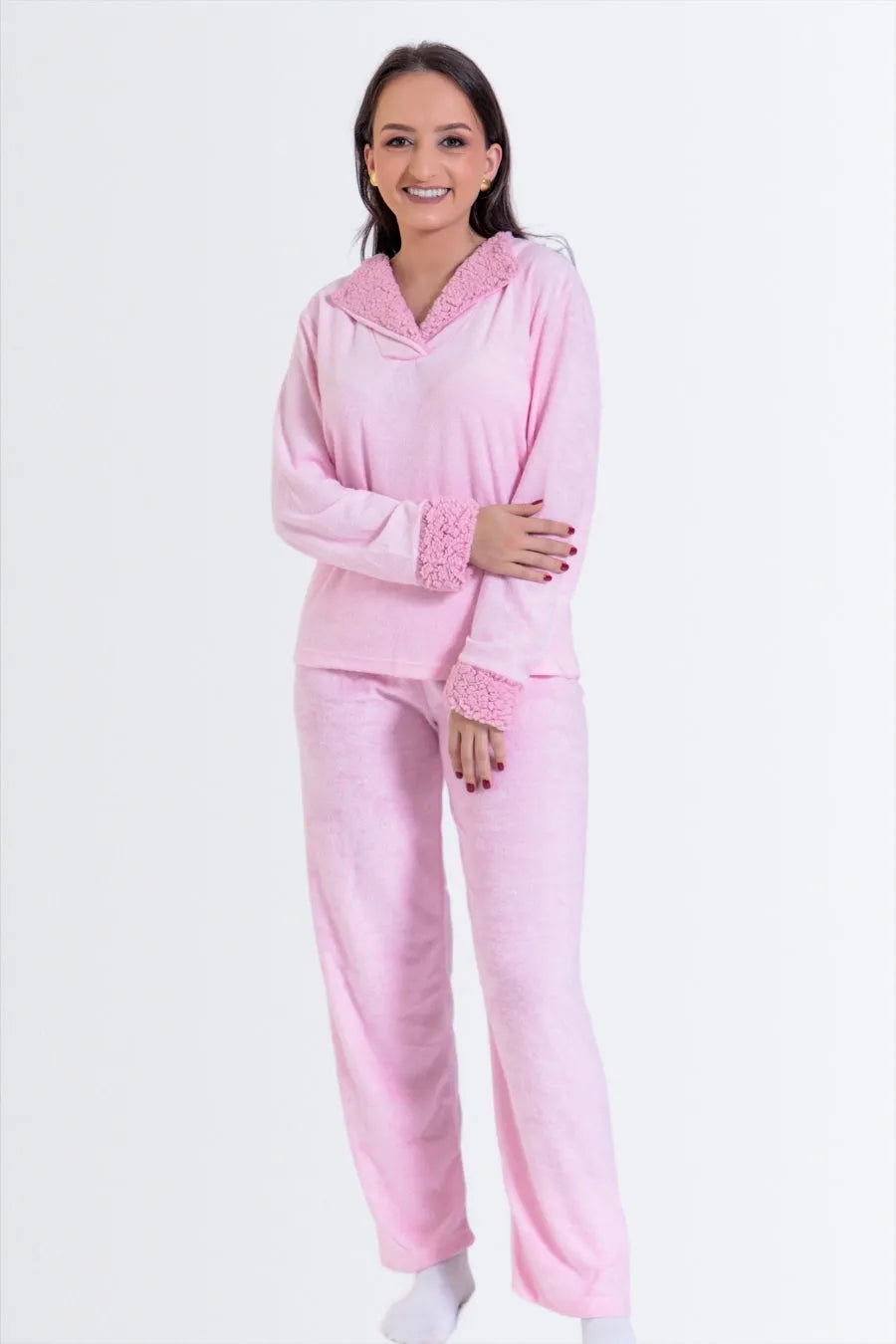 Pijama de Plush com Gola de Pelúcia - Nuance