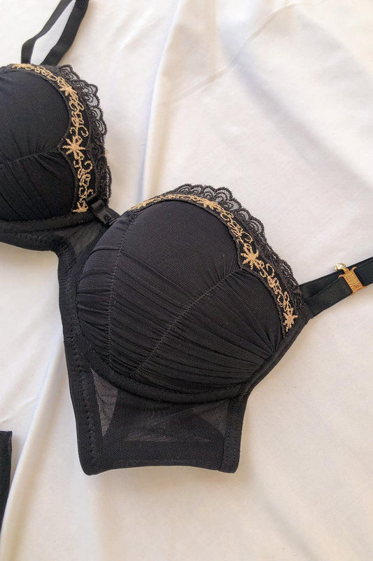 Soutien com Base e Detalhe no Bojo de Tule Bordado + Calcinha Fio Duplo - Nuance