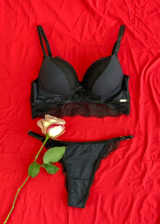 Soutien com Base Transparente + Calcinha String Fio - Nuance